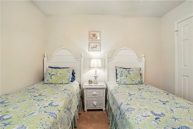 222 Walmar Grove, St Simons Island, GA 31522