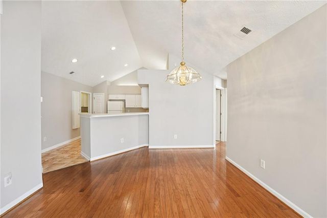 3794 Vineyards Lake NW Circle 12, Kennesaw, GA 30144