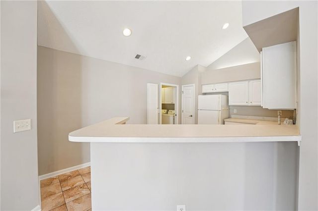 3794 Vineyards Lake NW Circle 12, Kennesaw, GA 30144