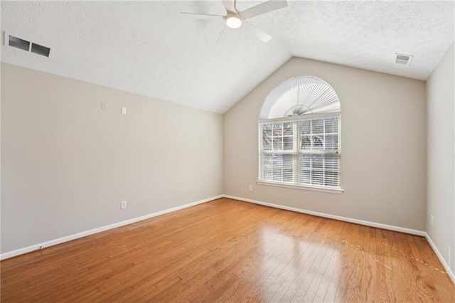 3794 Vineyards Lake NW Circle 12, Kennesaw, GA 30144