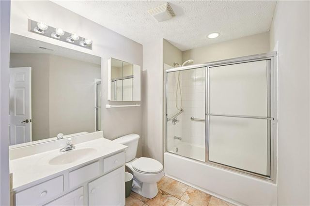 3794 Vineyards Lake NW Circle 12, Kennesaw, GA 30144