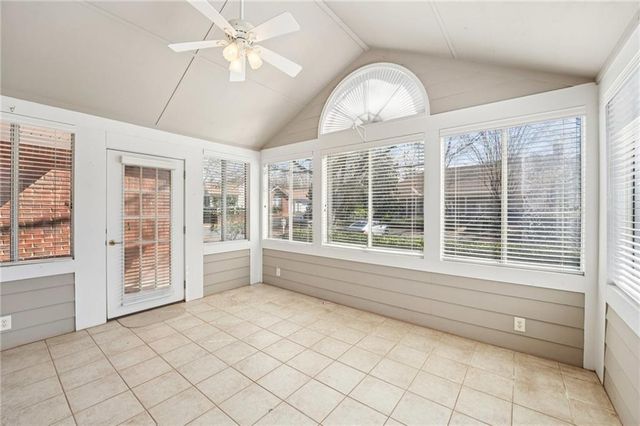 3794 Vineyards Lake NW Circle 12, Kennesaw, GA 30144