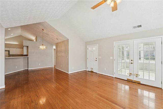 3794 Vineyards Lake NW Circle 12, Kennesaw, GA 30144