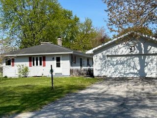 2015 Mary Avenue, Fruitport Twp, MI 49444