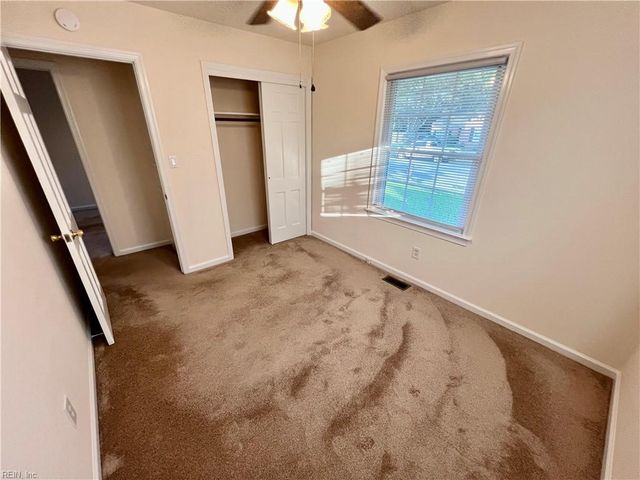 1813 Lake View DR, Hampton, VA 23666
