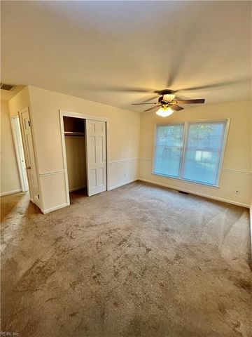 1813 Lake View DR, Hampton, VA 23666