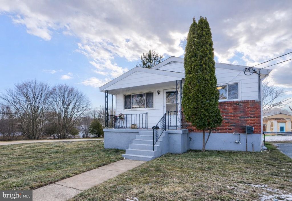 5927 CENTRAL AVE, Gwynn Oak, MD 21207