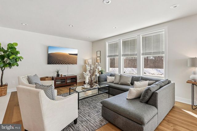 127 ALROY RD, Malvern, PA 19355