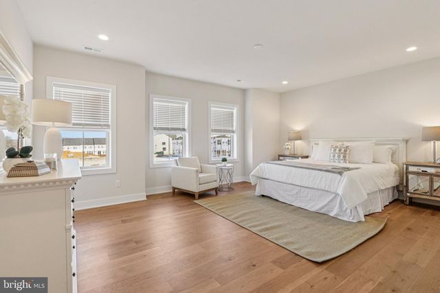 127 ALROY RD, Malvern, PA 19355