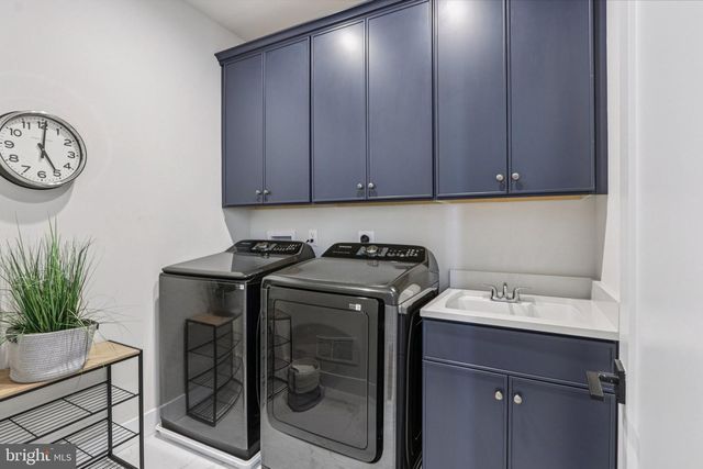 127 ALROY RD, Malvern, PA 19355