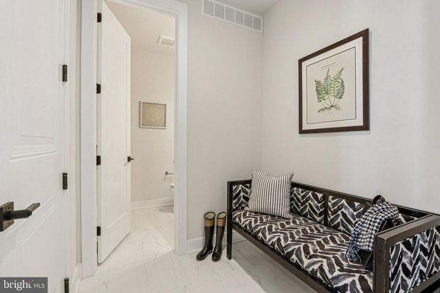 127 ALROY RD, Malvern, PA 19355