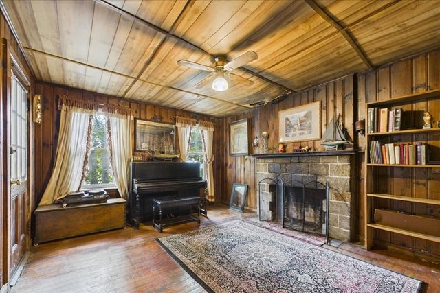 731 S Main St, Randolph, MA 02368