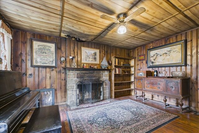 731 S Main St, Randolph, MA 02368