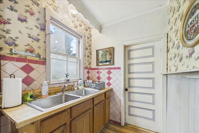 731 S Main St, Randolph, MA 02368