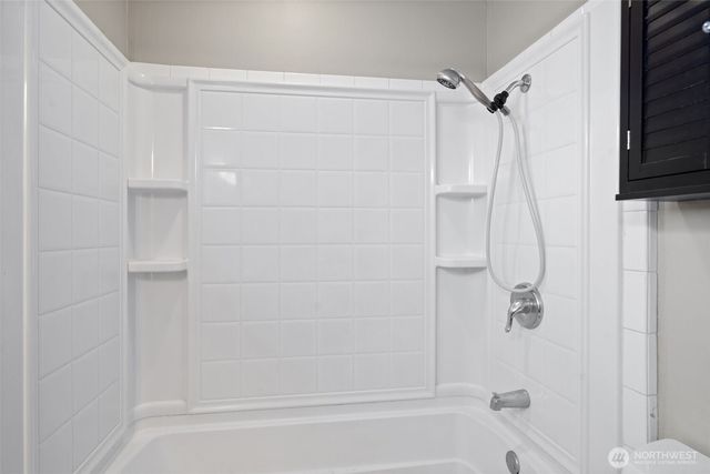 122 N C St, Buckley, WA 98321