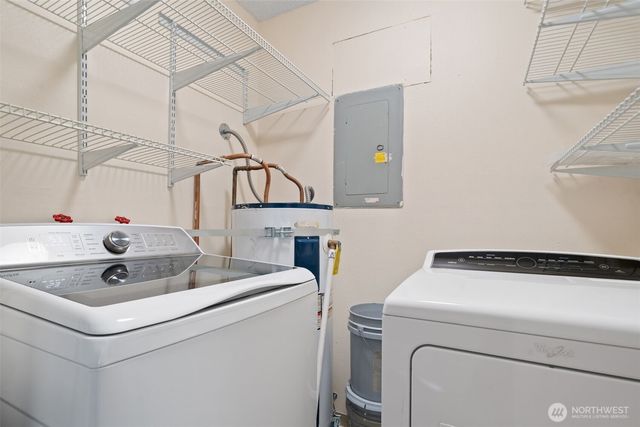 122 N C St, Buckley, WA 98321