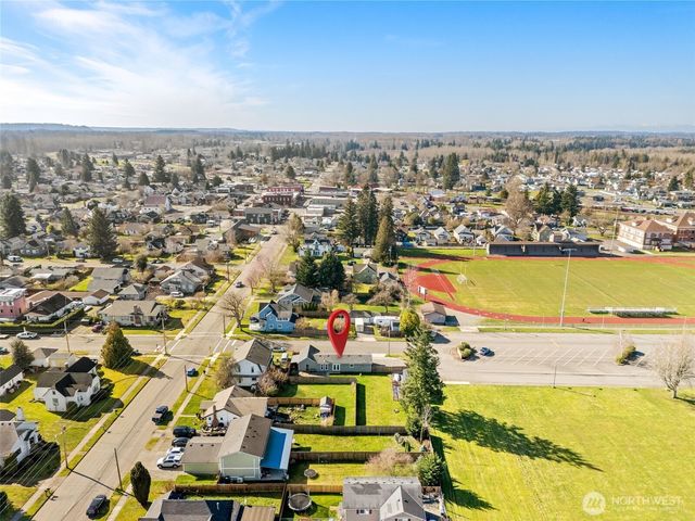 122 N C St, Buckley, WA 98321