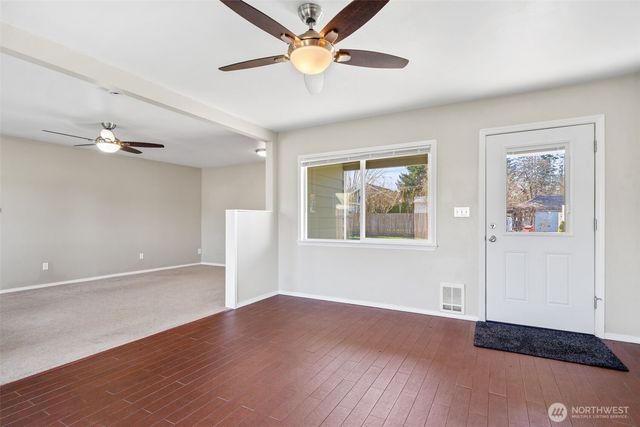 122 N C St, Buckley, WA 98321