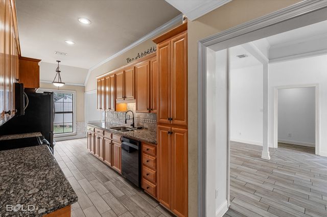 5510 Meadowsweet Circle, Bossier City, LA 71112
