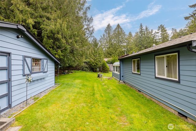 319 Shelter Bay Drive, La Conner, WA 98257