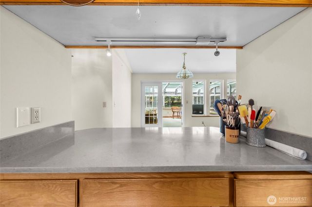 319 Shelter Bay Drive, La Conner, WA 98257