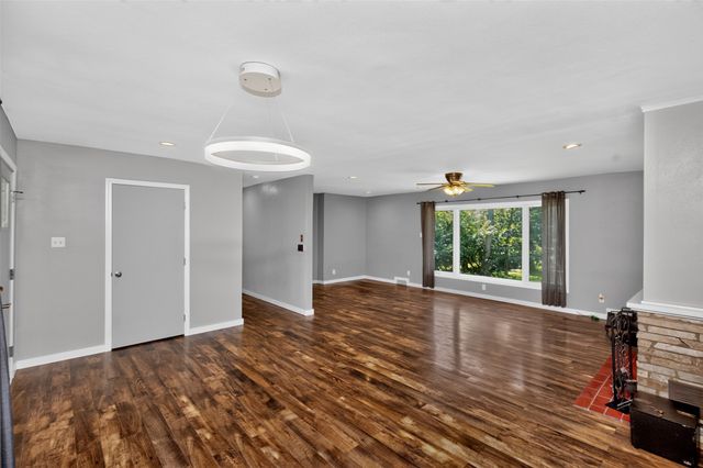 3805 Dawes Drive, Ames, IA 50010