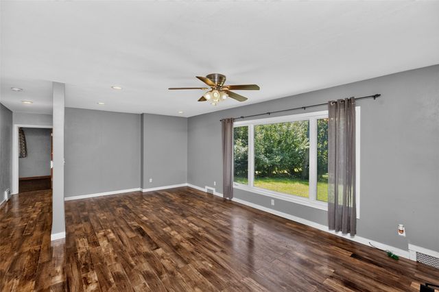 3805 Dawes Drive, Ames, IA 50010