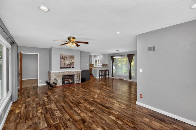 3805 Dawes Drive, Ames, IA 50010