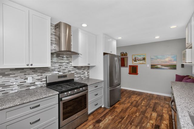 3805 Dawes Drive, Ames, IA 50010