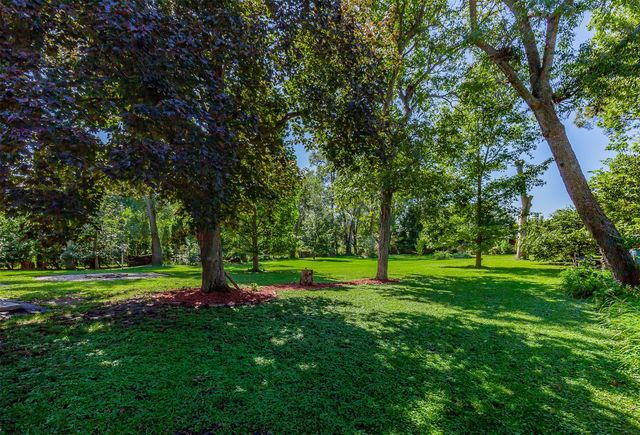3805 Dawes Drive, Ames, IA 50010