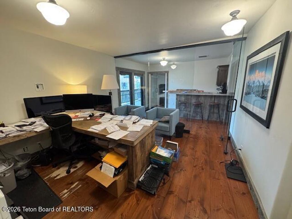 98 CENTER Street UPSTAIRS, Jackson, WY 83001 photo 5