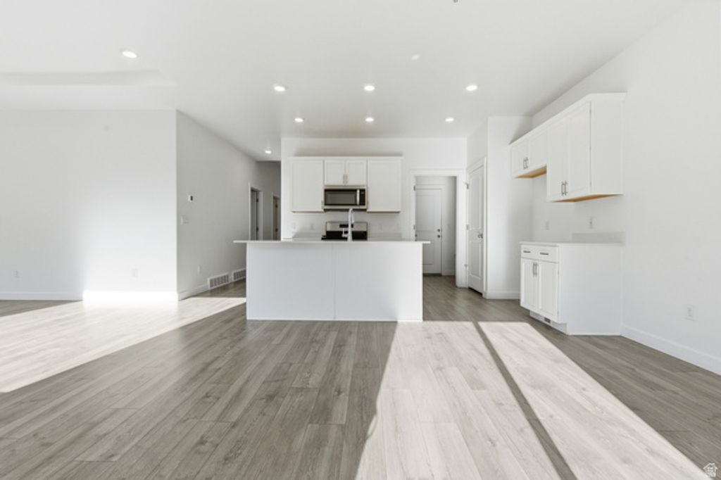 Image 12 of property listing at 3812 S BUCKLEY MINE DR #511, Magna, UT 84044