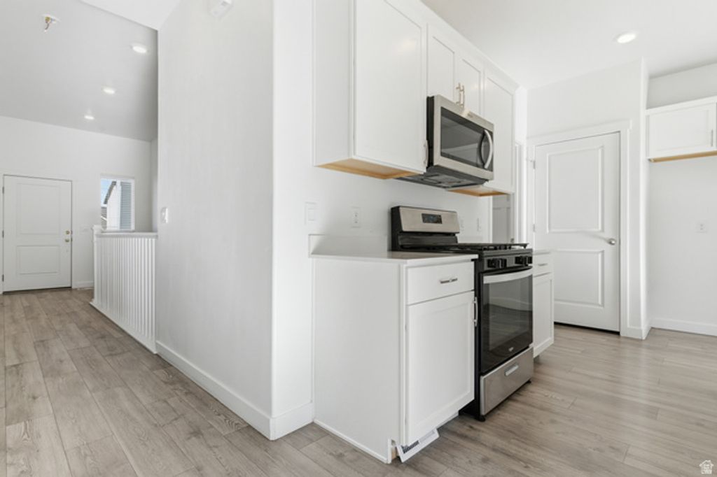 Image 19 of property listing at 3812 S BUCKLEY MINE DR #511, Magna, UT 84044