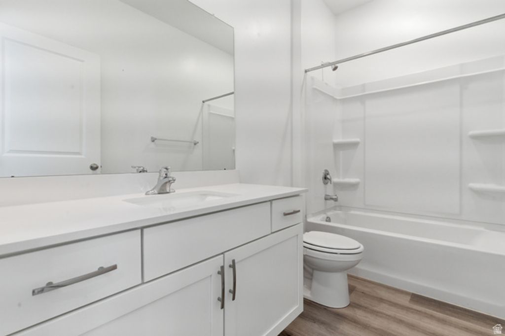 Image 20 of property listing at 3812 S BUCKLEY MINE DR #511, Magna, UT 84044