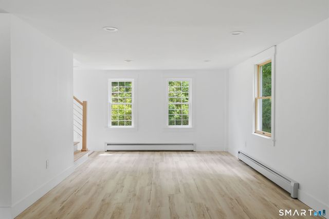 765 Norwich Avenue, Colchester, CT 06415