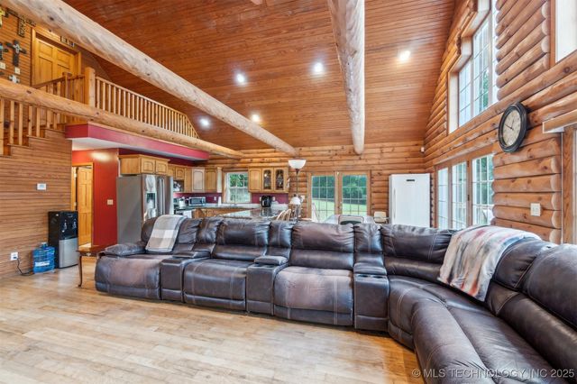 6654 S State Highway 99 Highway, Oilton, OK 74052