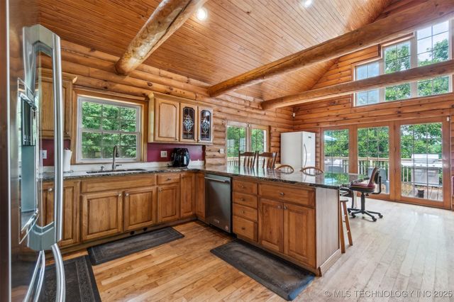 6654 S State Highway 99 Highway, Oilton, OK 74052