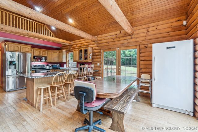 6654 S State Highway 99 Highway, Oilton, OK 74052