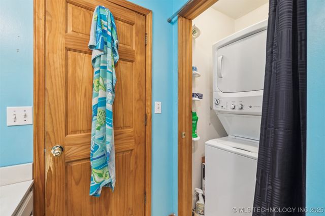 6654 S State Highway 99 Highway, Oilton, OK 74052