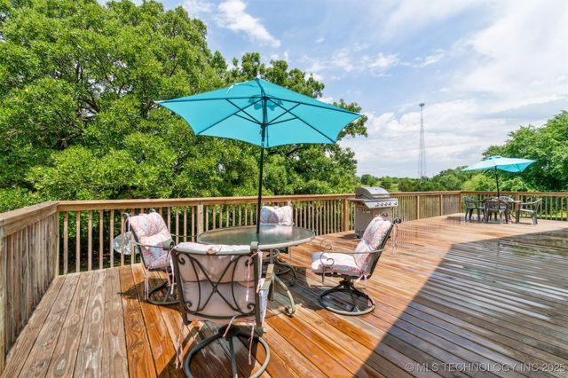 6654 S State Highway 99 Highway, Oilton, OK 74052