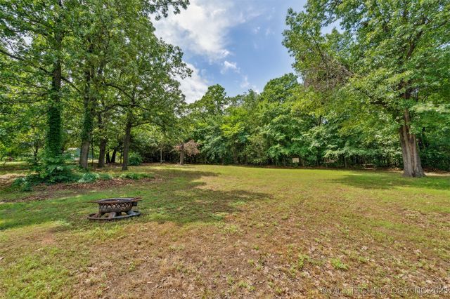 6654 S State Highway 99 Highway, Oilton, OK 74052