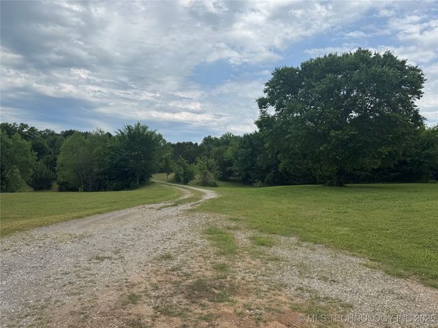 6654 S State Highway 99 Highway, Oilton, OK 74052