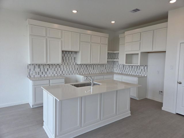 11705 Lazy Oak Creek Drive, Magnolia, TX 77354