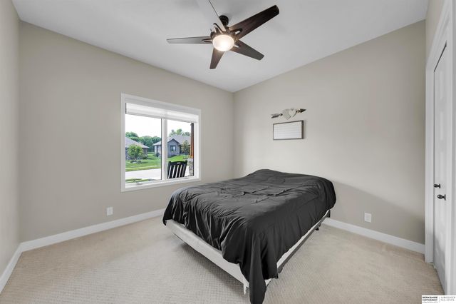 21318 Castlerock Lane, Gretna, NE 68028