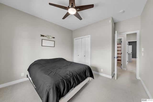 21318 Castlerock Lane, Gretna, NE 68028