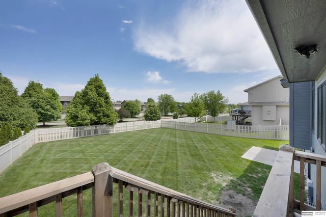 21318 Castlerock Lane, Gretna, NE 68028