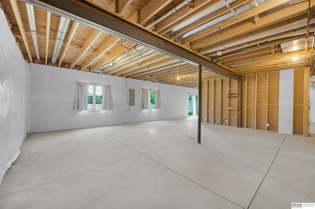 21318 Castlerock Lane, Gretna, NE 68028
