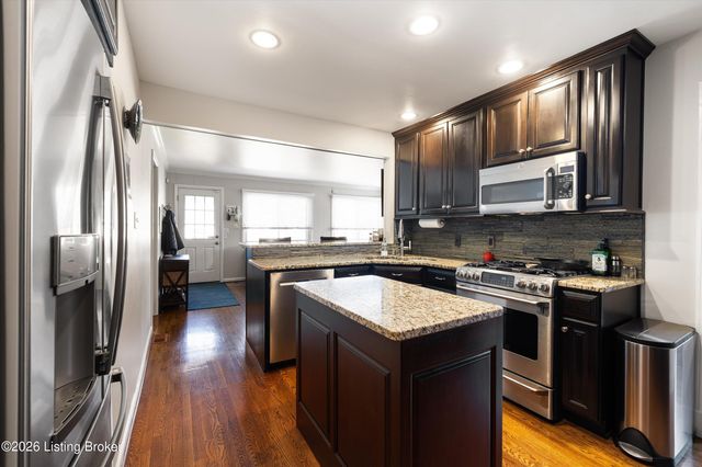 3433 Warner Ave, Louisville, KY 40207