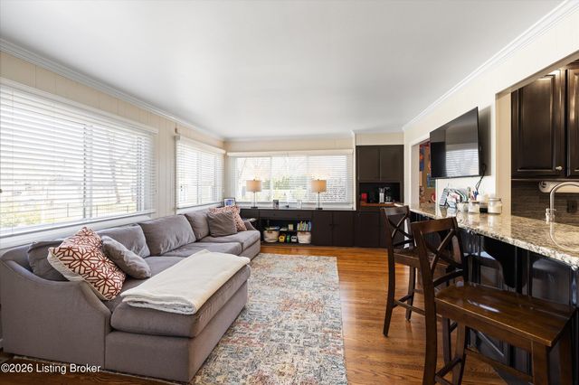 3433 Warner Ave, Louisville, KY 40207