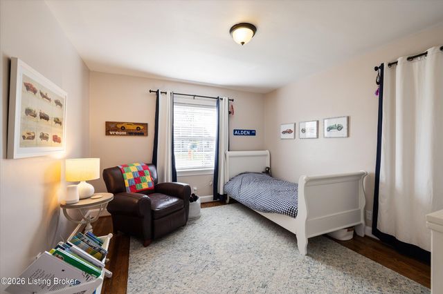 3433 Warner Ave, Louisville, KY 40207